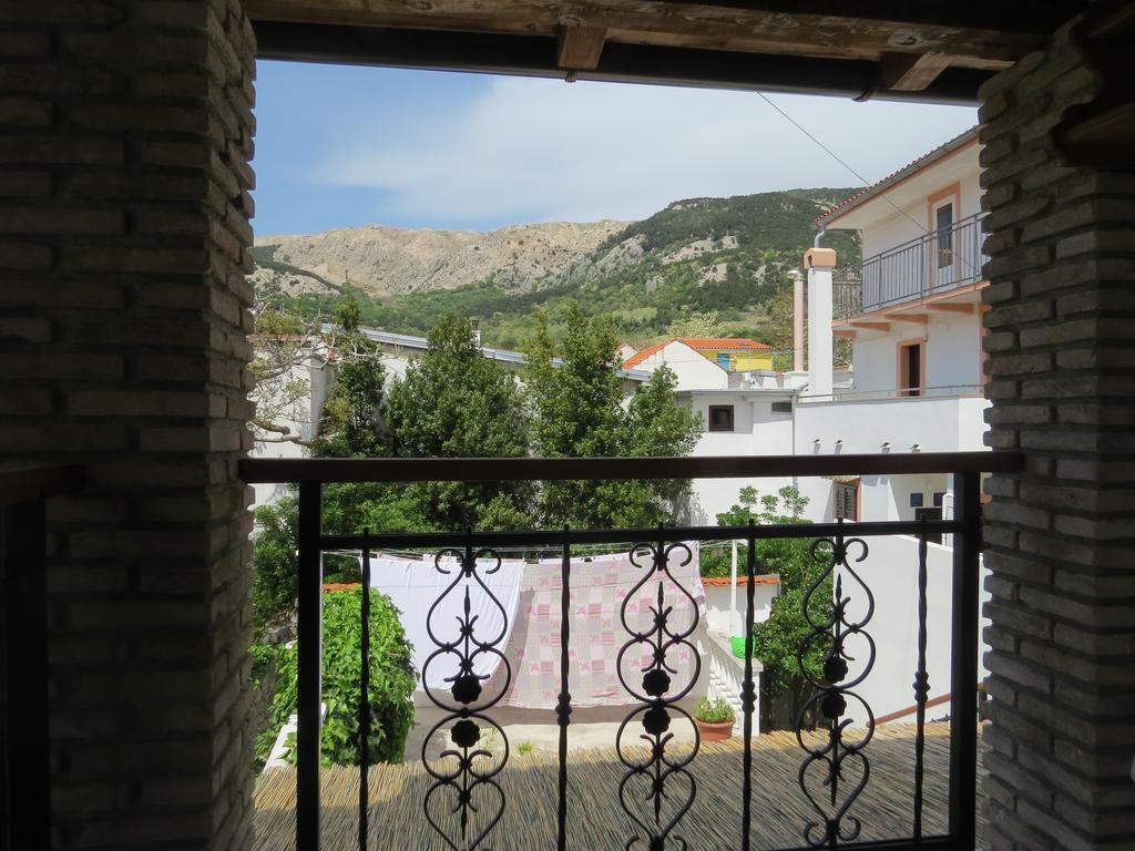 Apartment Authentic 1 *